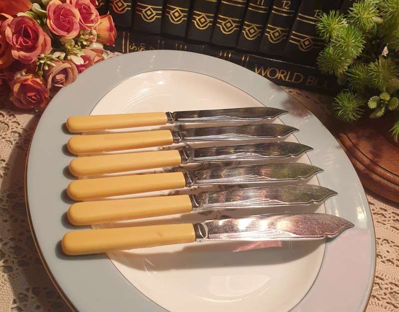 CHROME PLATED FISH KNIVES