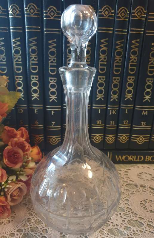 Beautiful Decanter | Decor |