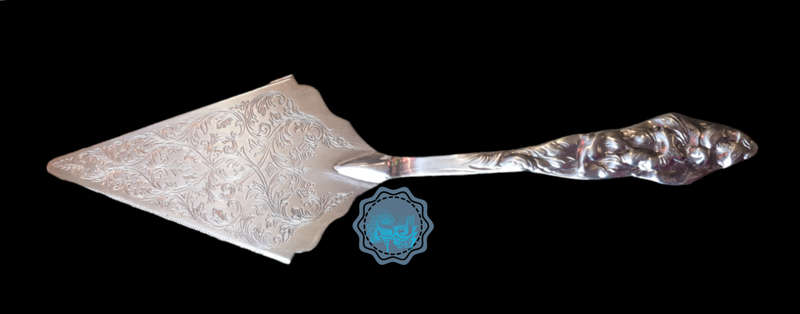 VINTAGE CAKE LIFTER | PLATED |