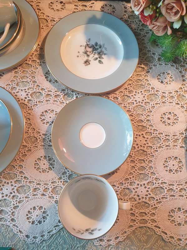 ROYAL DOULTON COFFEE SET | VERY GOOD CONDITION |