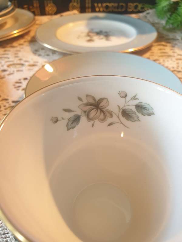 ROYAL DOULTON COFFEE SET | VERY GOOD CONDITION |