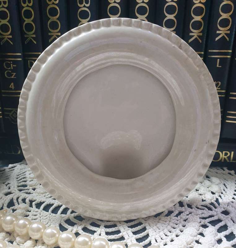 Vintage Round Porcelain Picture Frame | 1980`s |