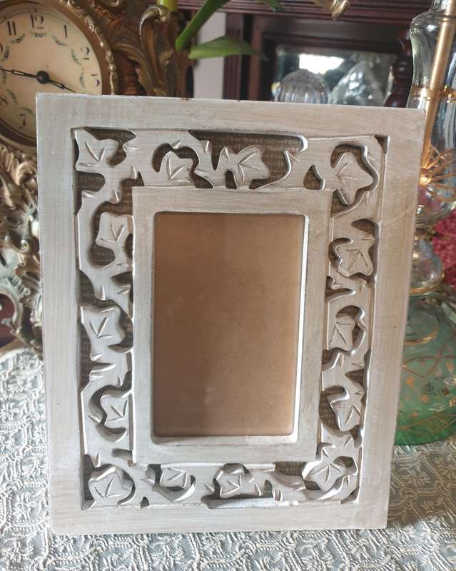 PHOTO FRAME