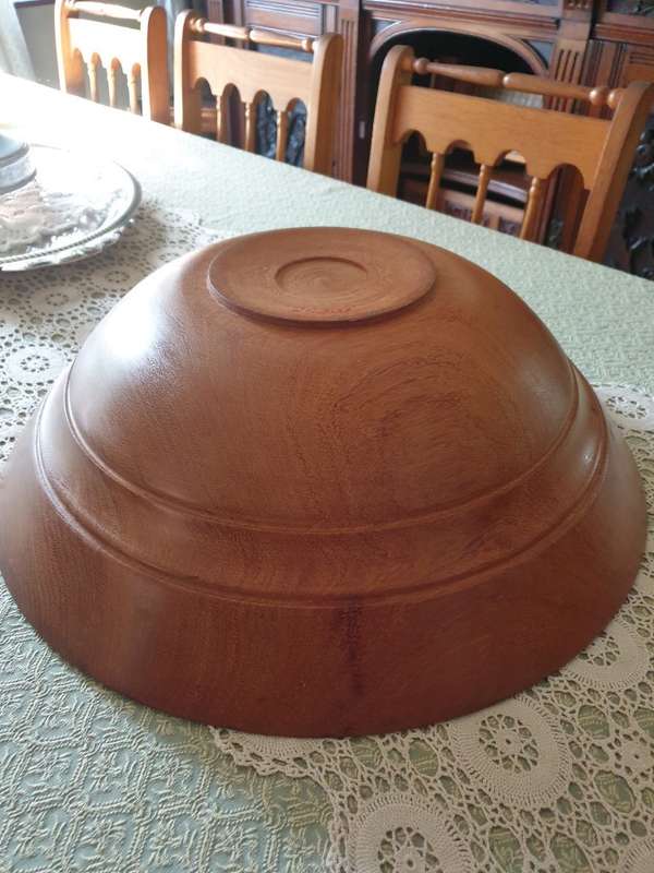 Large wooden bowl in beautiful condition