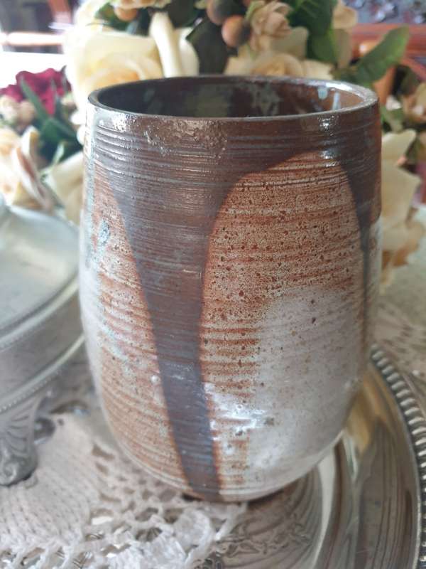 POTTERY VASE