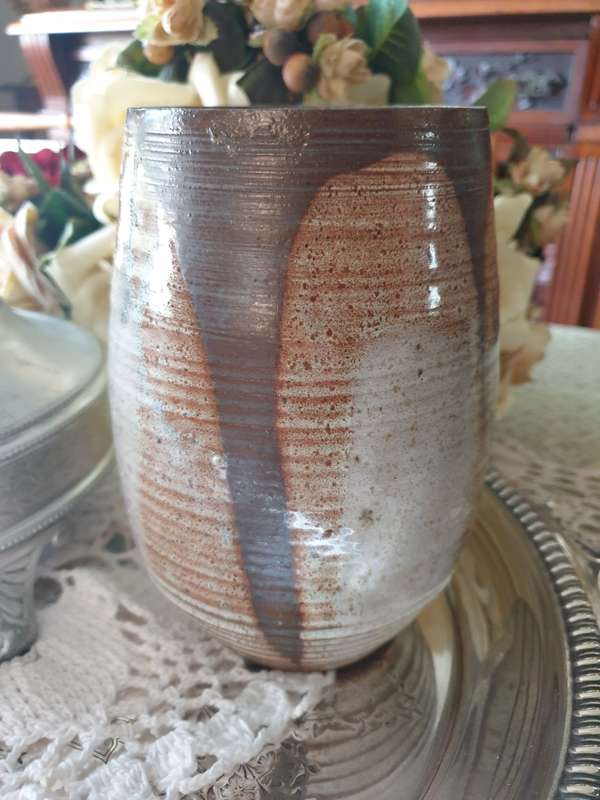 POTTERY VASE