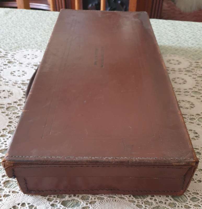 VINTAGE LEATHER CASE