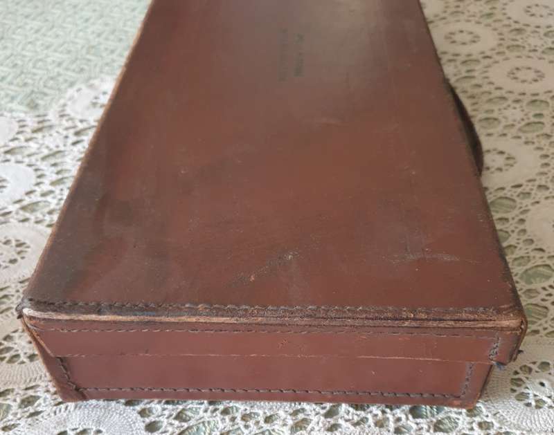 VINTAGE LEATHER CASE