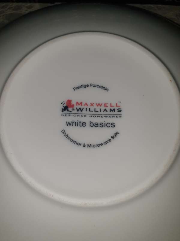 Maxwell & Williams  Bowl