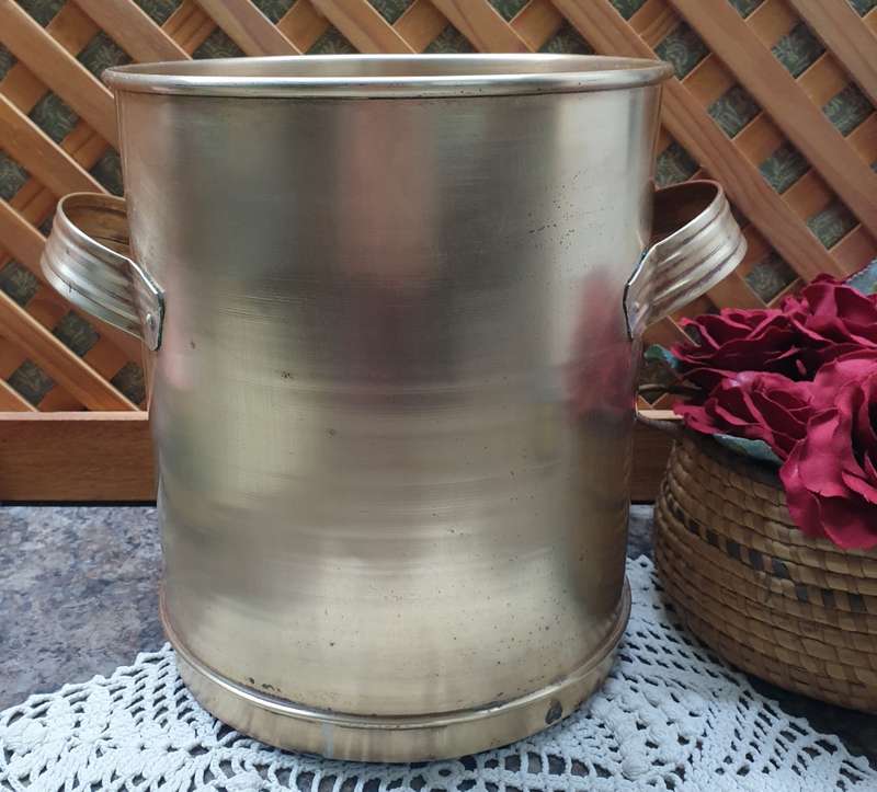 VINTAGE BRASS PLANT HOLDER | DECOR |