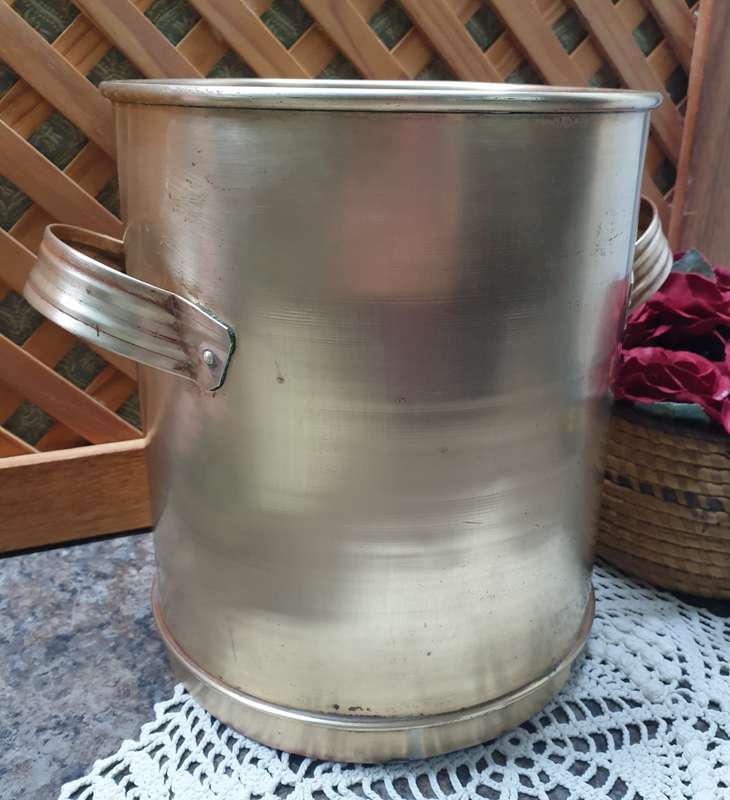 VINTAGE BRASS PLANT HOLDER | DECOR |