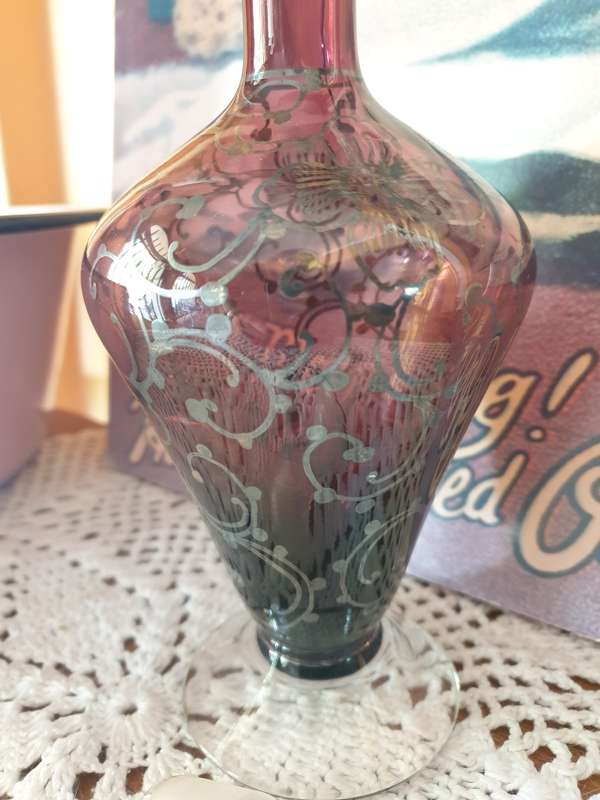 Vintage VENETIAN  Purple/Amethyst Glass Decanter
