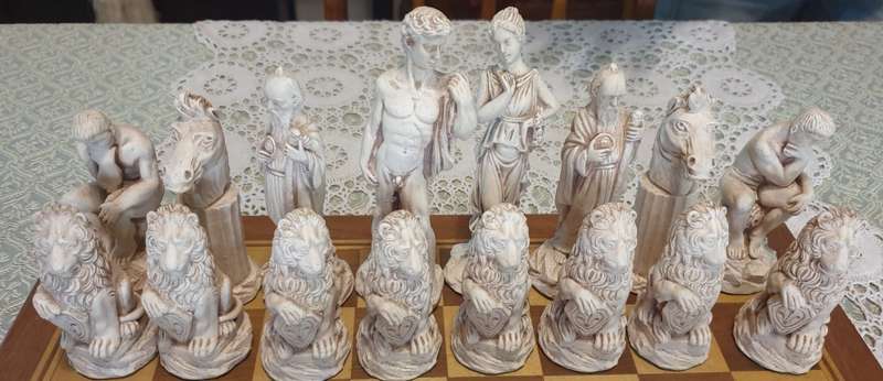 Ancient Greeks Chess Set