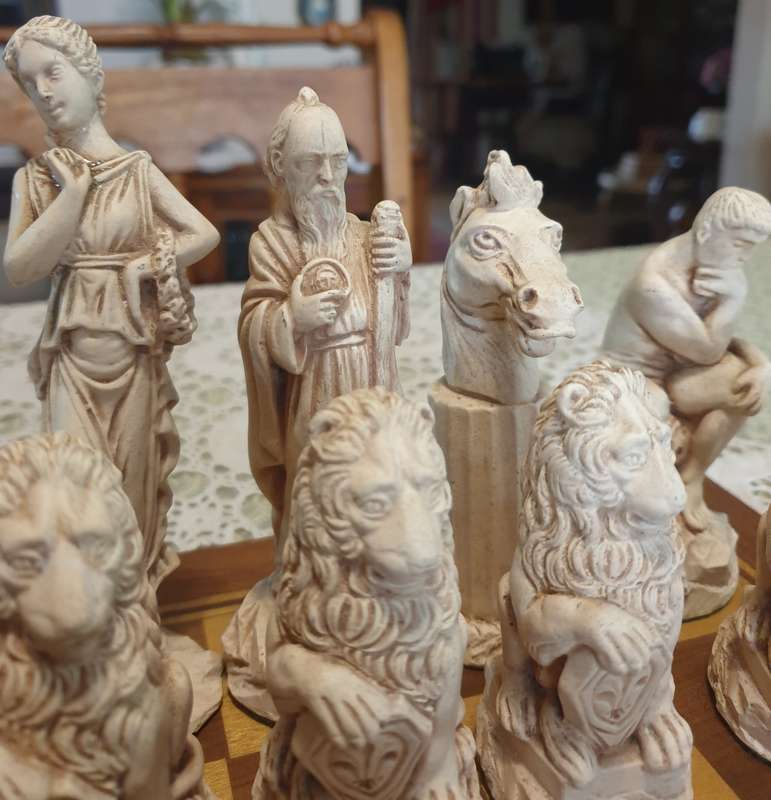 Ancient Greeks Chess Set