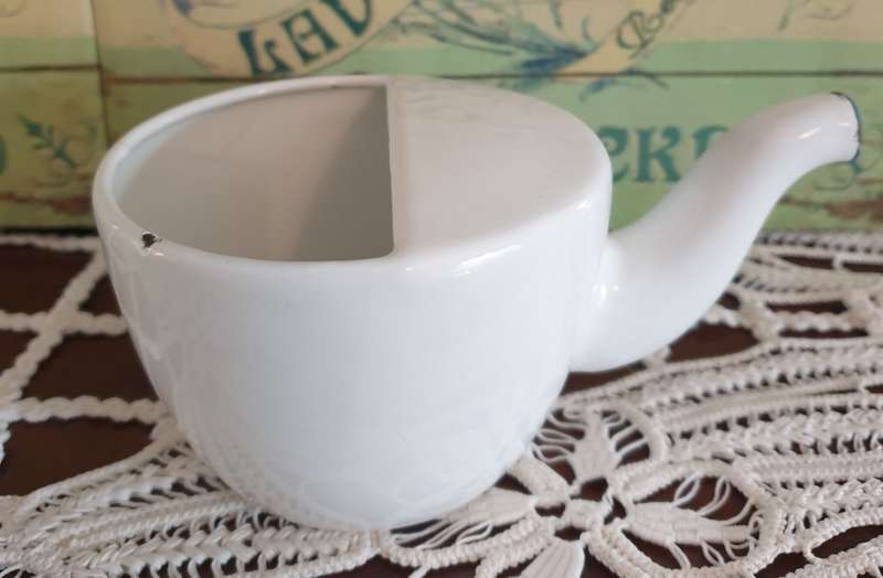 Antique enamelled medicine cup - marked Kockum Sweden 10cm