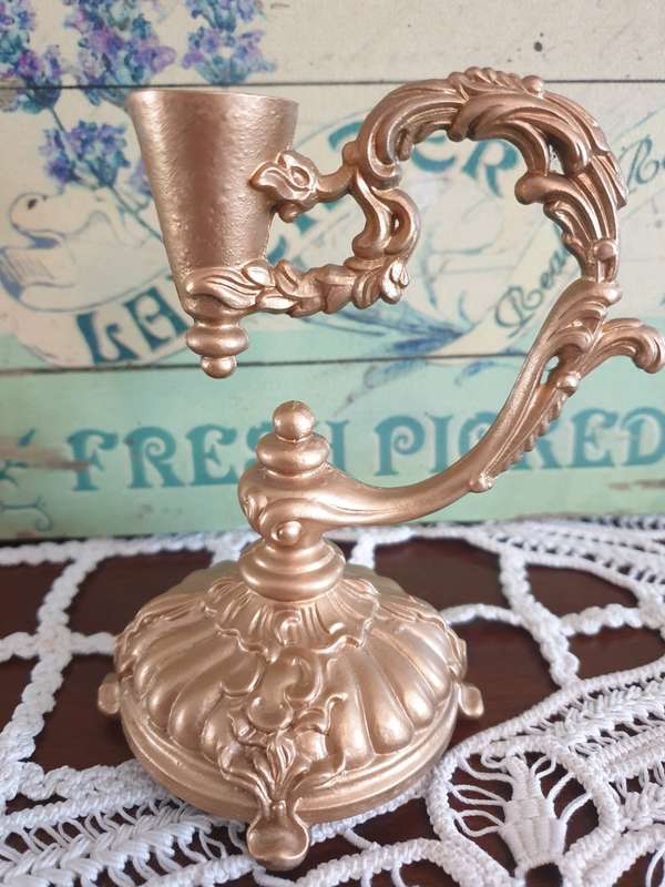 ITALIAN METAL CANDLE HOLDER  | 10 X 13 CM HIGH |