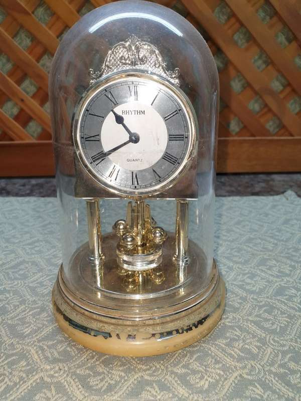 16 cm dome Rhythm dome clock
