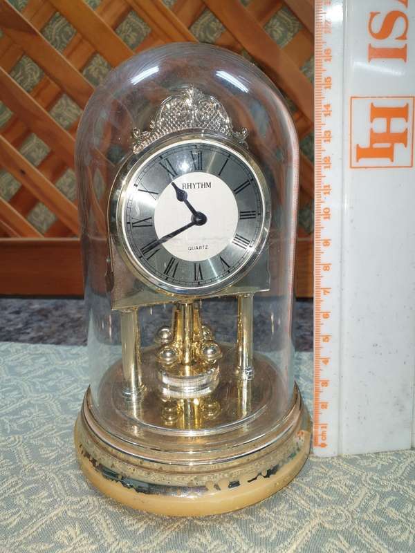 16 cm dome Rhythm dome clock