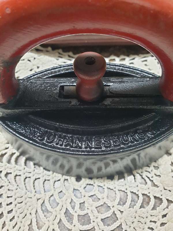 Antique Sad Iron with Detachable Handle