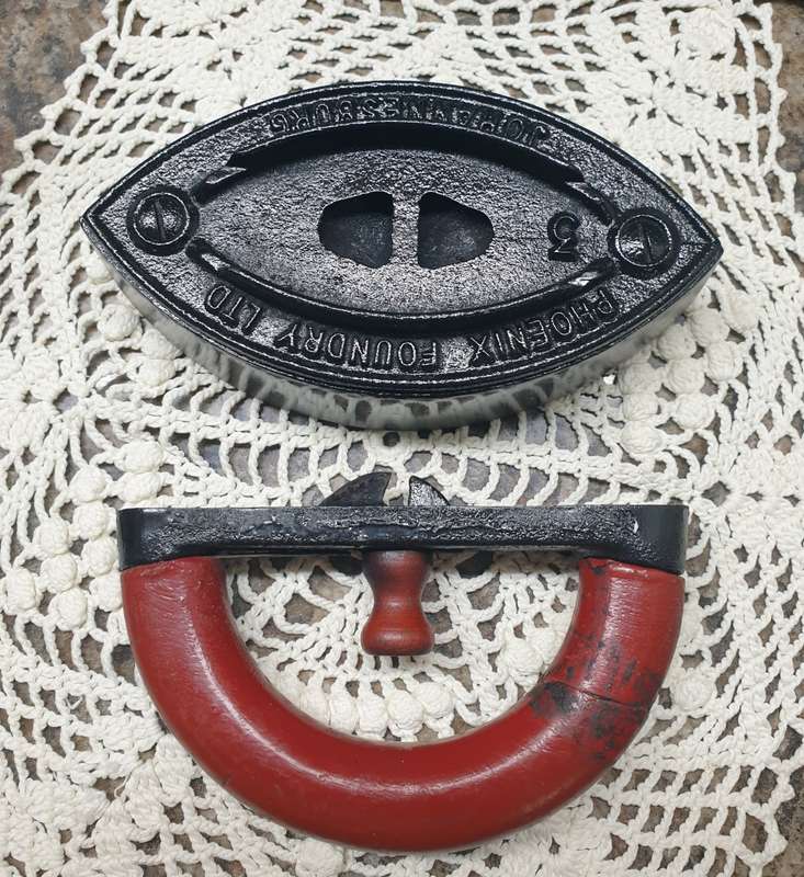 Antique Sad Iron with Detachable Handle