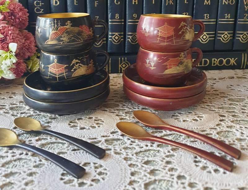 1960s Chinoiserie Wood Lacquered Set