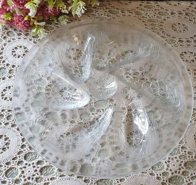 Vintage French round shaped Glass oyster plate / Sea Food Plate/tableware (02)