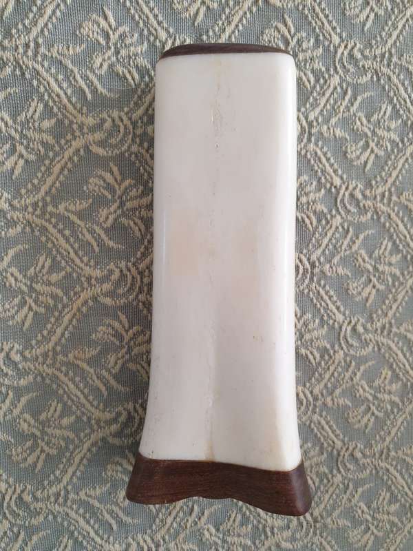 VINTAGE BONE PEPPER SHAKER