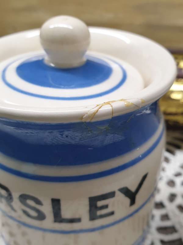 SET OF  SMALL VINTAGE JARS
