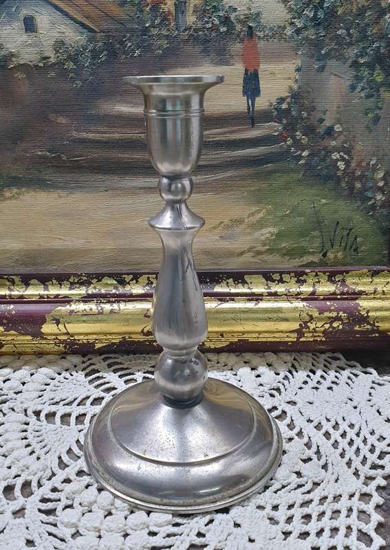 METAL CANDLE HOLDER