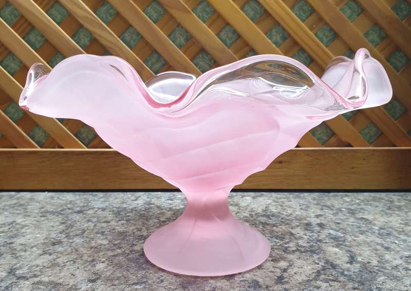 Vintage Viking Glass Light Pink Satin Cabbage Leaf Compote Bowl Frost | MADE IN THE USA |