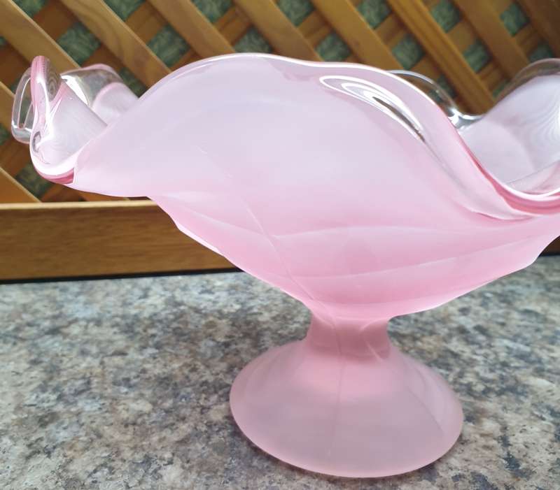 Vintage Viking Glass Light Pink Satin Cabbage Leaf Compote Bowl Frost | MADE IN THE USA |