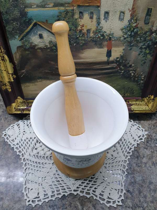 Mortar and Pestle