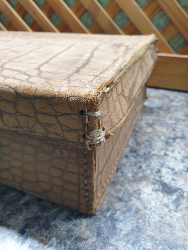 BRITISH MADE VINTAGE TRAVEL STATIONARY CASE