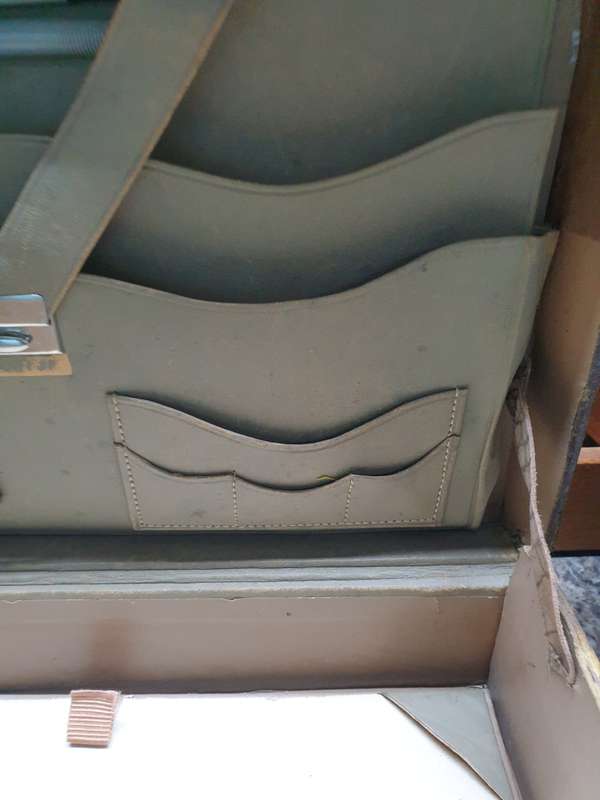 BRITISH MADE VINTAGE TRAVEL STATIONARY CASE