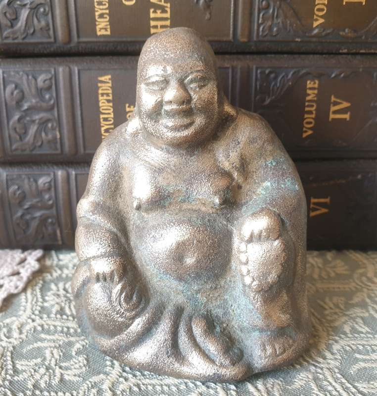 BRONZE BUDDHA
