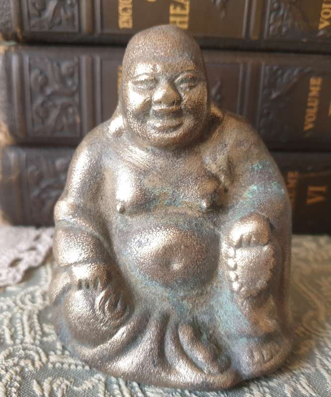 BRONZE BUDDHA
