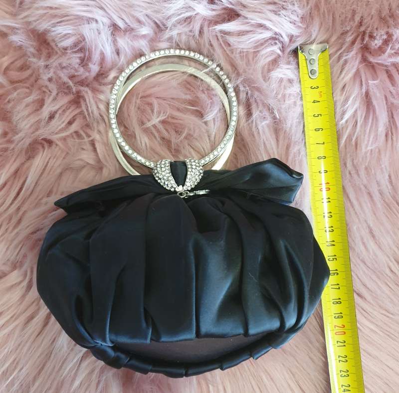 SMALL BLACK EVENING BAG