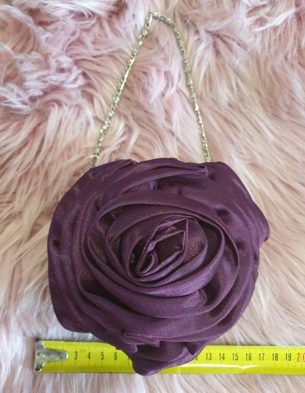 SMALL PURPLE EVENING BAG