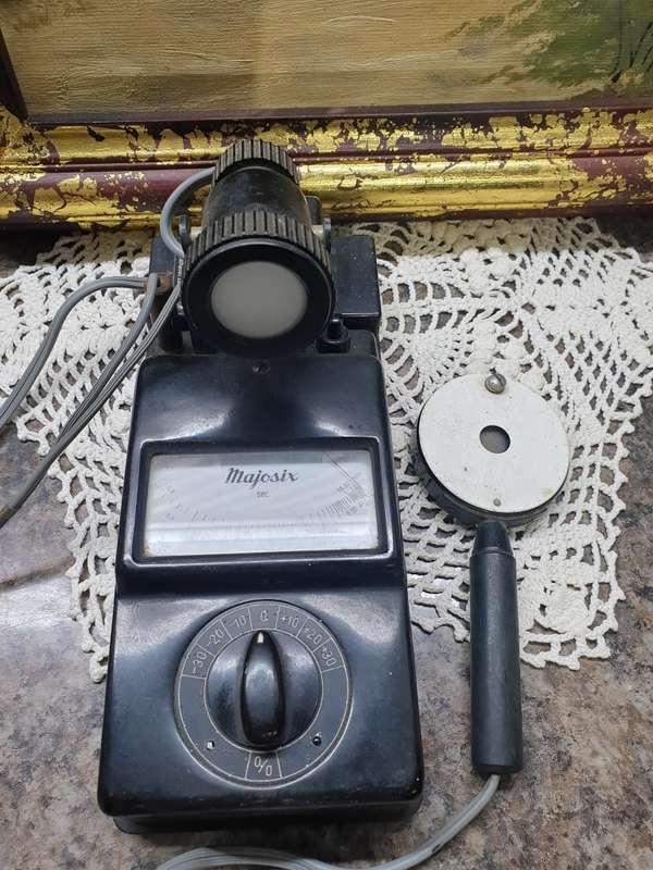"Vintage" Gossen MAJOSIX LUXMETER LIGHT METER BAKELITE