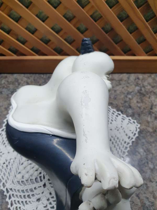 VINTAGE SUMO FIGURINE