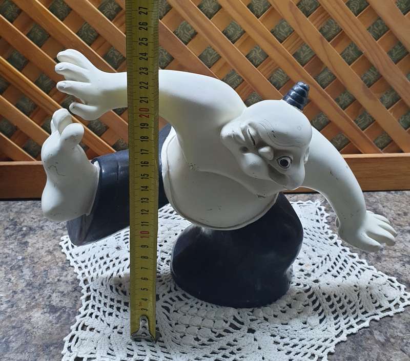 VINTAGE SUMO FIGURINE