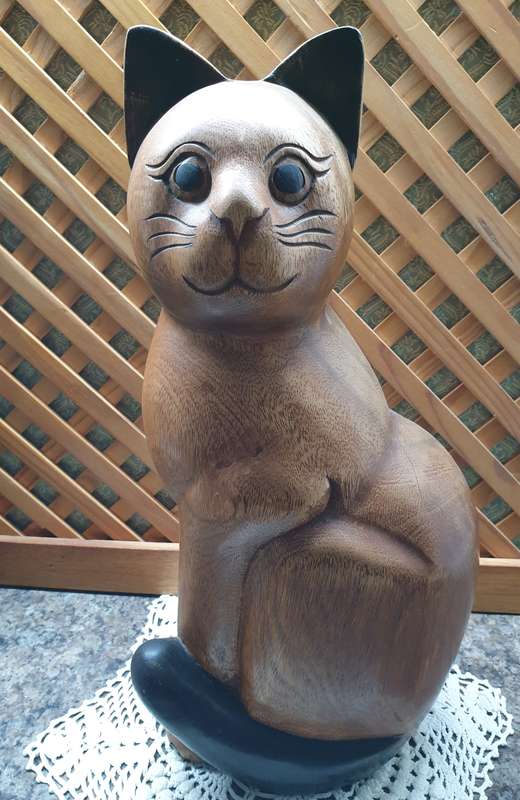 LARGE WOODEN CAT ORNAMENT