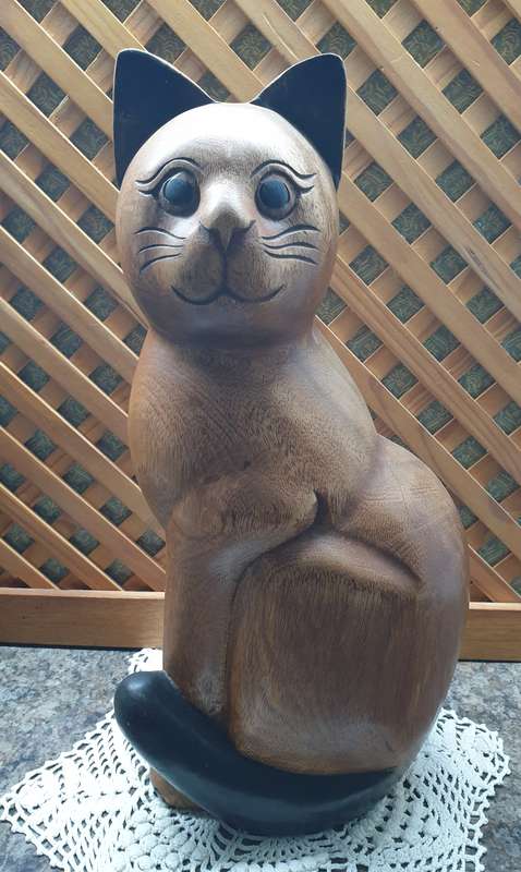 LARGE WOODEN CAT ORNAMENT