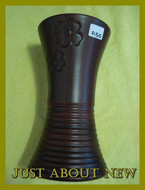 Beautifull Ceramic Brown Vase