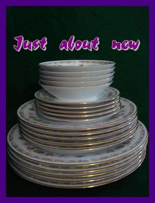^^  Noritake Dinner Set ^^