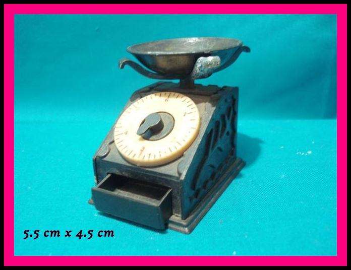 Copper Plated Scale Pencil Sharpner