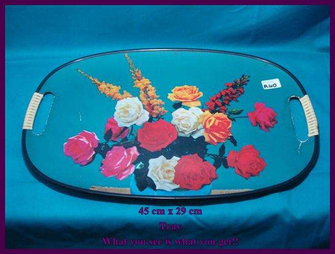 ~~  Beautifull 1970's Tray  ~~