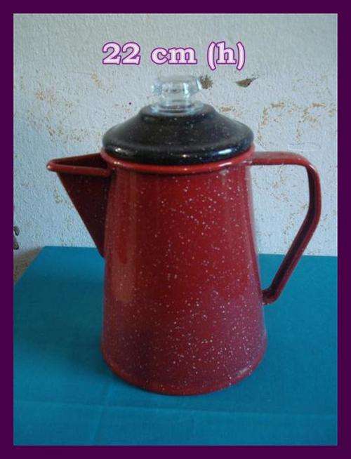 Beautifull Red Enamel Kettle Pot