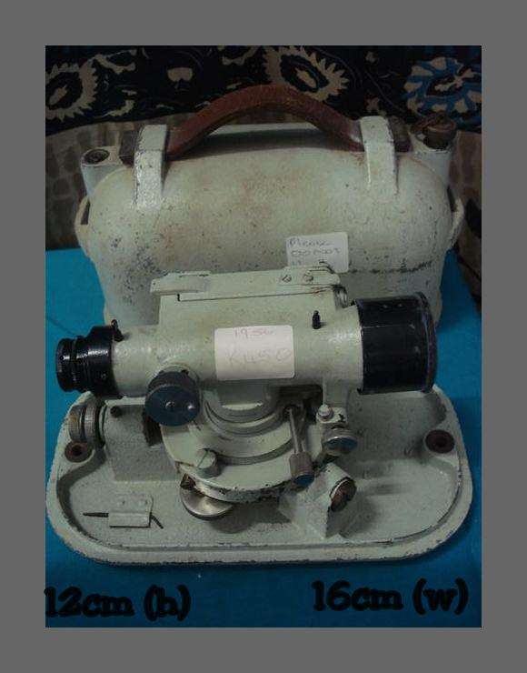 Wow have a look at this stunning very old dumpy leavel 1956