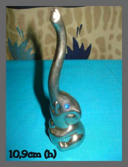 Beautiful Elephant silverplated ring holder